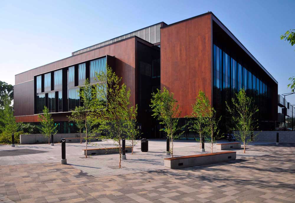 تحصیل در رشته مدیریت